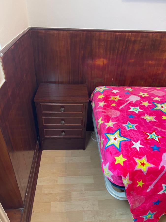 Habitacion Con Bano Privado ビルバオ エクステリア 写真