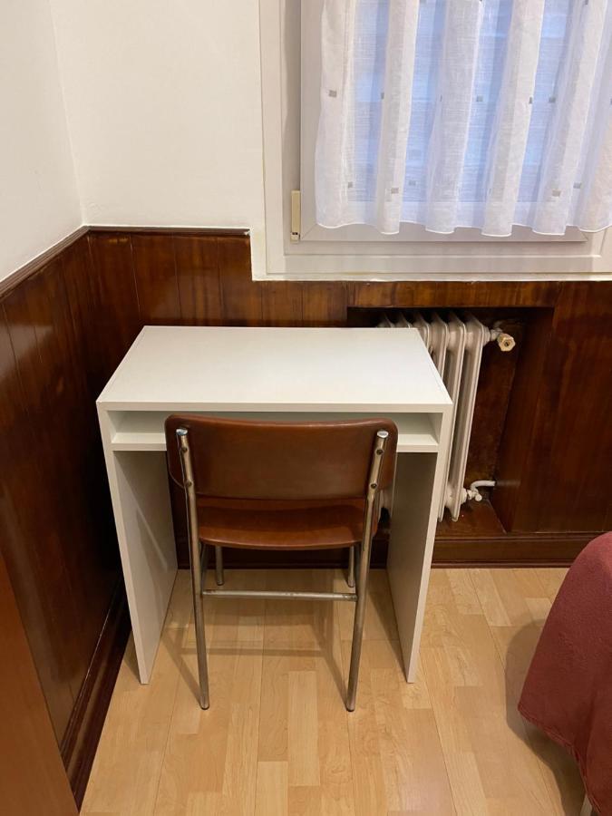 Habitacion Con Bano Privado ビルバオ エクステリア 写真